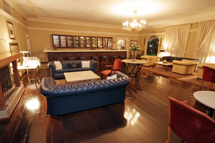 San Raphael Country Hotel