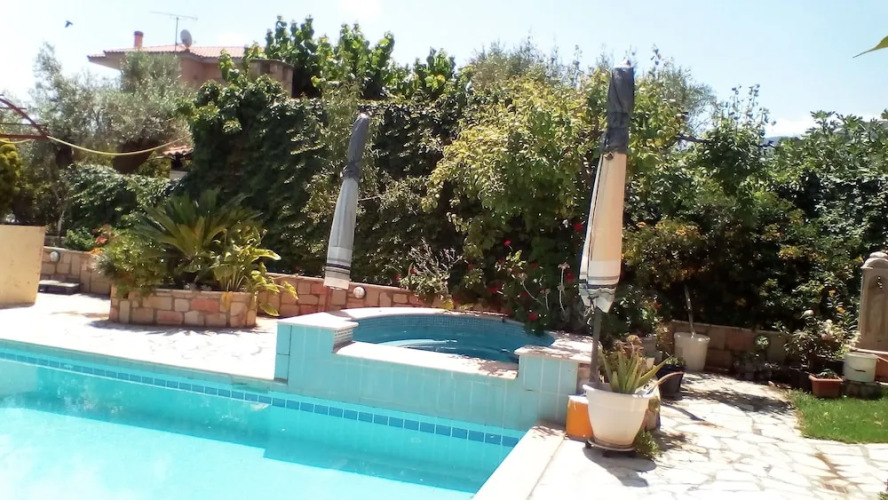 Jacuzzi Pool House — фото 5