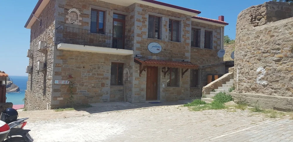 Yakamoz Otel