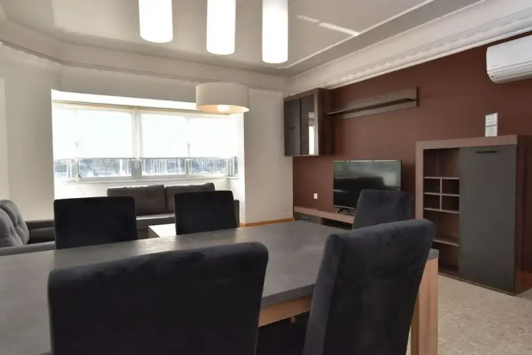 2 Bedroom Central Spacious With Sea Views — фото 3