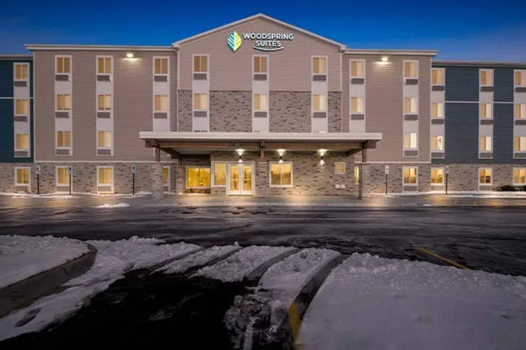 Woodspring Suites Loves Park Rockford