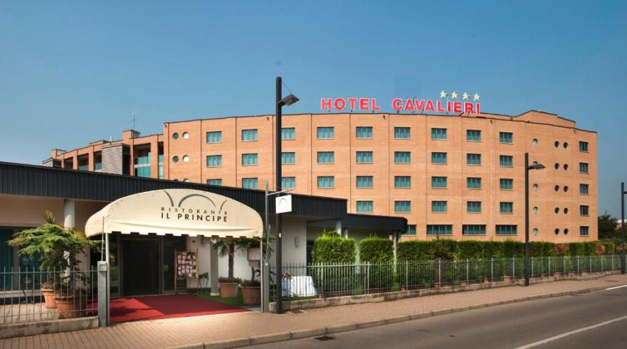 Phi Hotel Cavalieri — фото 2