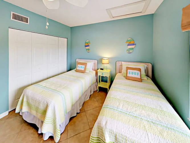 Sunny Unit #L31 - 2 Br Condo — фото 3