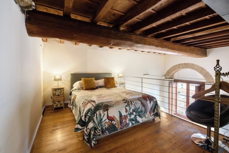 Rustic-Chic Loft by the Duomo — фото 3