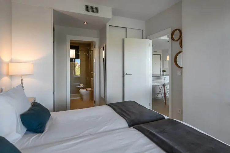 Beachfront Apartment in Isla Canela — фото 4