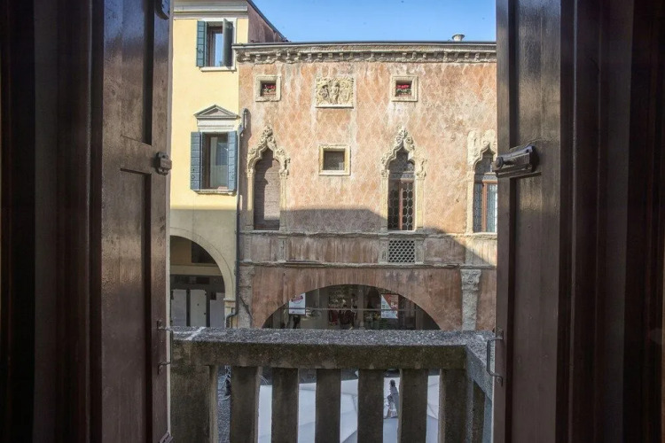 Piazza dei Frutti Flat — фото 5