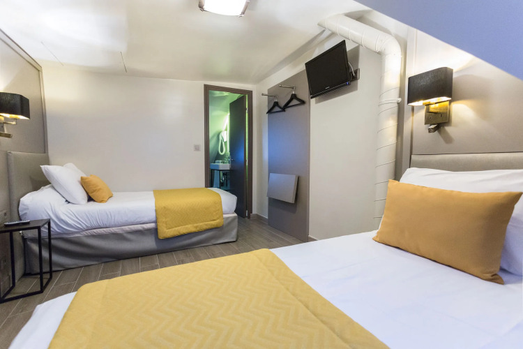 Pratic Hotel