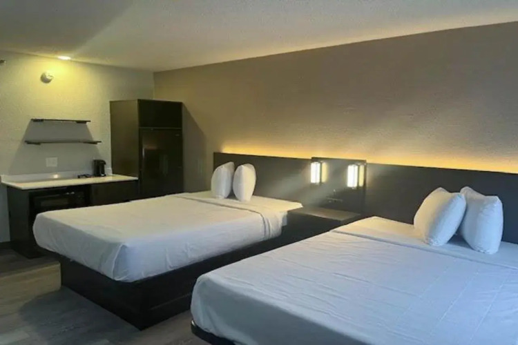 Studio 6 Suites Norcross, GA