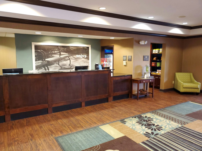 Hampton Inn Stow — фото 2