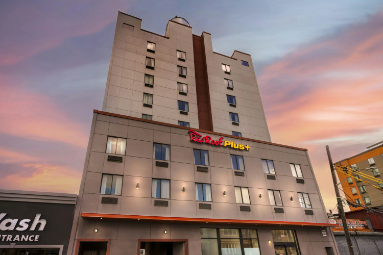 Red Roof Inn PLUS+ Jamaica, NY – JFK Airport