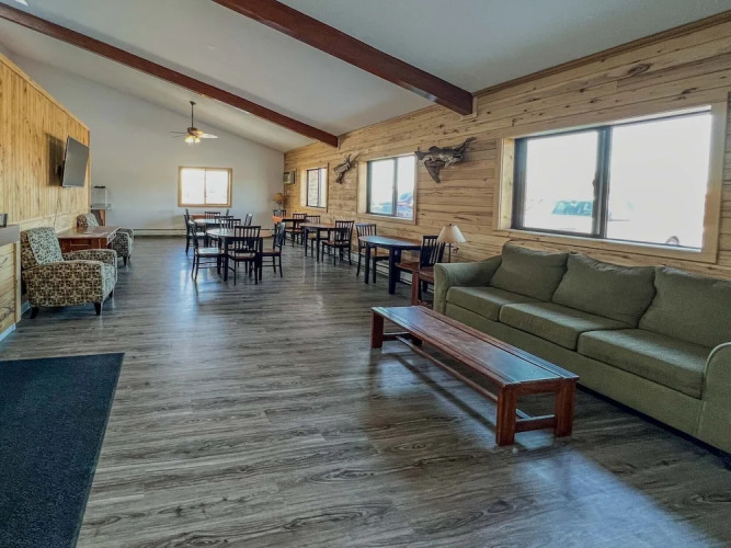 River Bend's Walleye Inn — фото 4