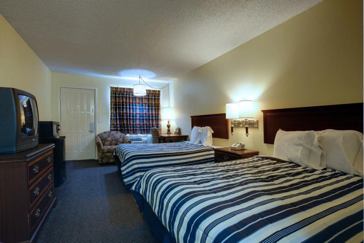 Americas Best Value Inn Comanche — фото 2