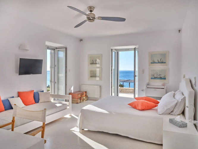 Seafront Villa Paros — фото 3
