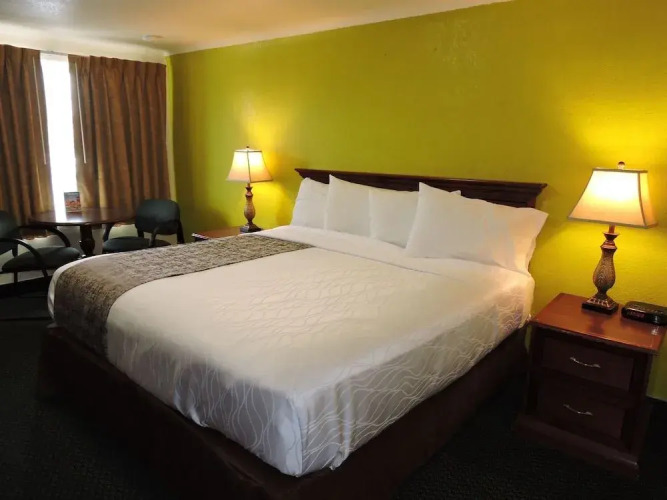 Rodeway Inn — фото 5
