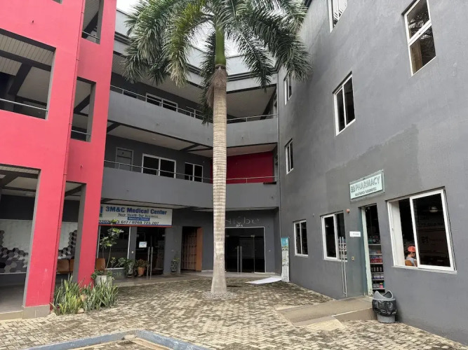 Lizzy Complex East Legon — фото 5