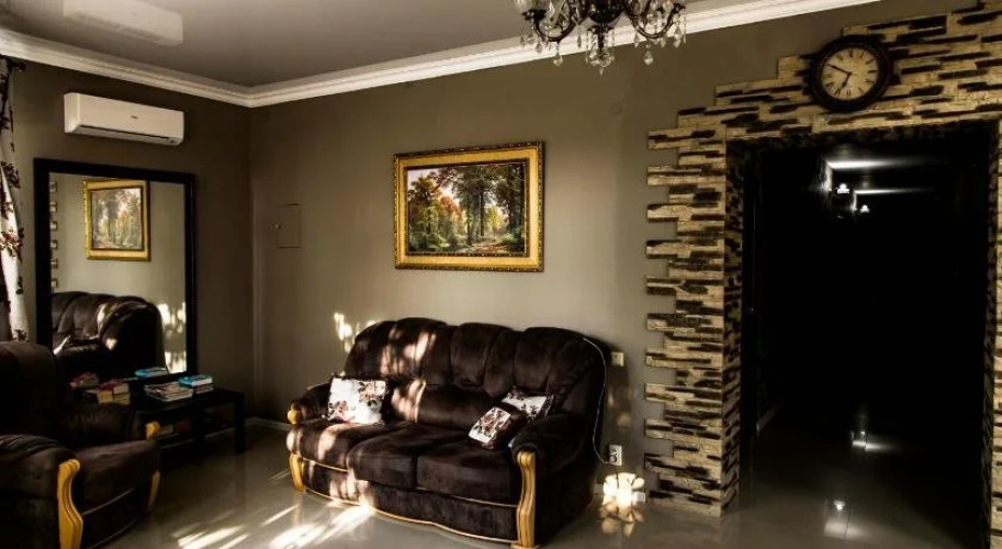 Avrora Guest House