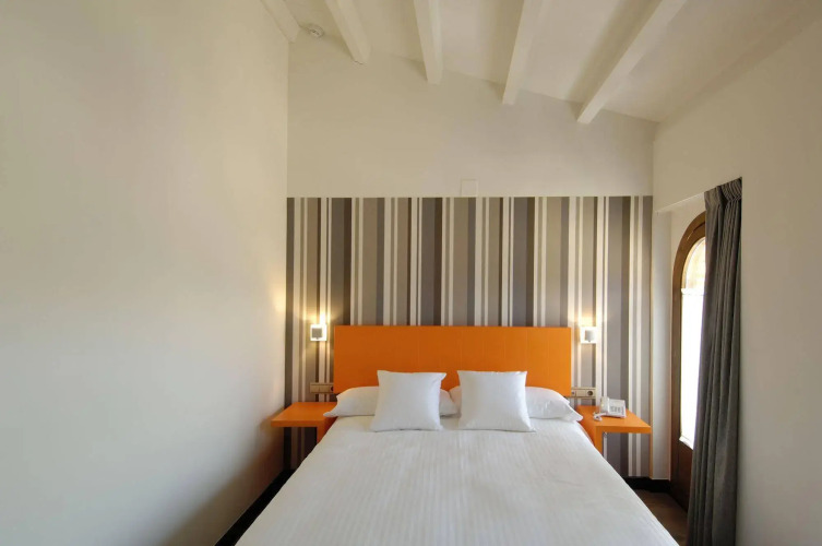 Hotel Cienbalcones — фото 3