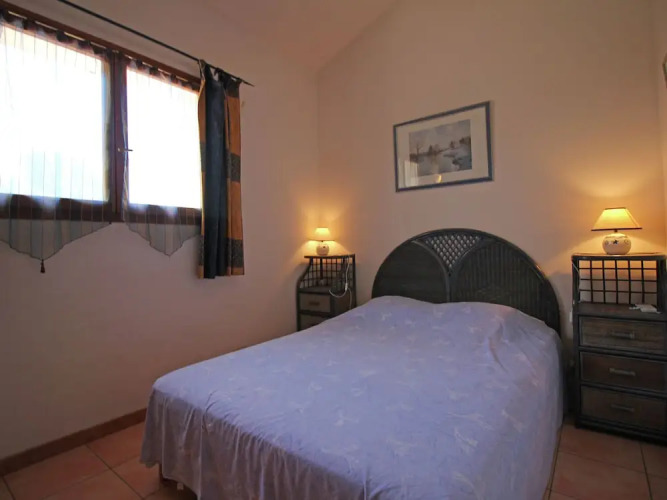 Spacious Villa at Saint-raphael With Jacuzzi — фото 5