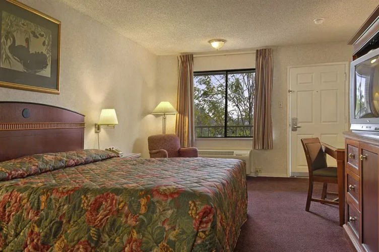 Courtyard Inn — фото 3