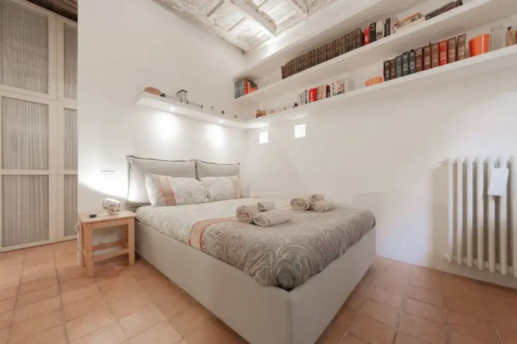 Gonfalone Apartment — фото 2