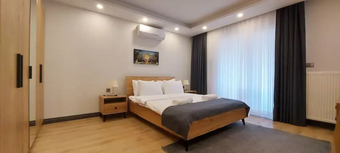 Professionally Maintained Spacious New Suites 2-2 — фото 4