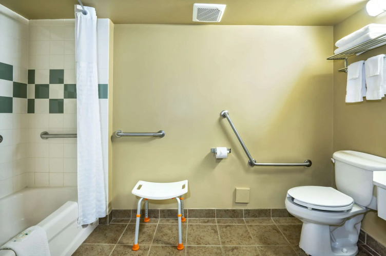 Quality Inn & Suites — фото 5