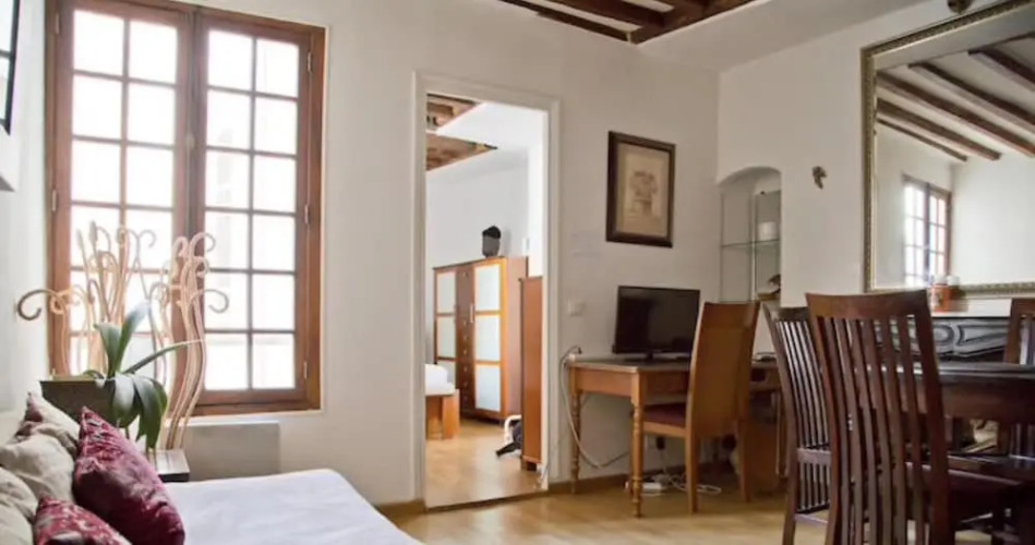Saint Sulpice Apartment — фото 4