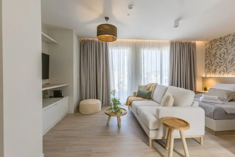 The Mediterranean Suites — фото 2