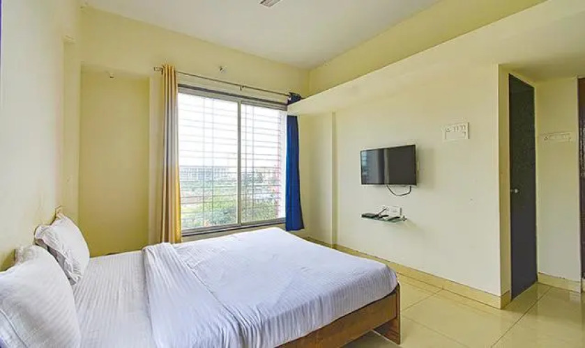 Fab Hotel Golden Leaf — фото 3