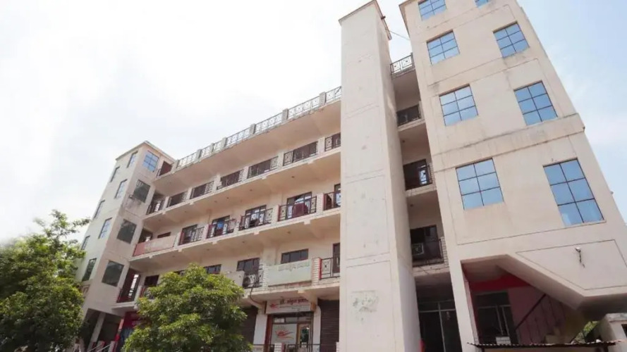 Hotel Mohan by OYO Rooms