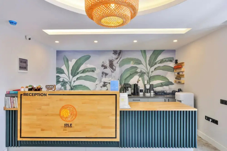 Отель Sole Suites