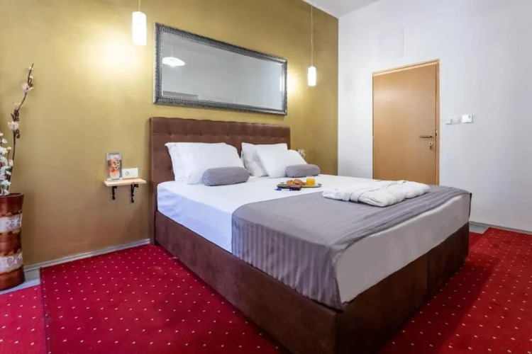 Spacious Deluxe Room - Hotel Rose — фото 4