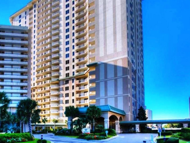 Royale Palms Condominiums — фото 2