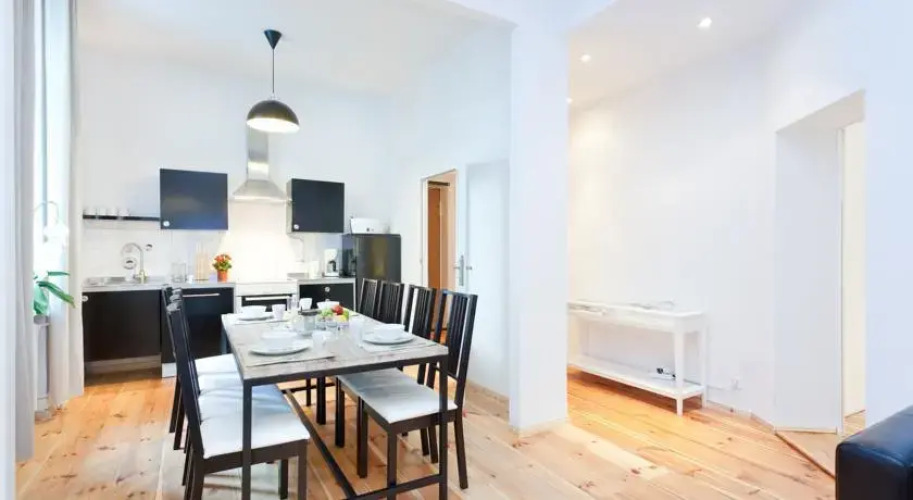 Cozy & Spacious in Mitte, Wedding — фото 2