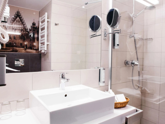 Q Hotel Plus Wroclaw — фото 5