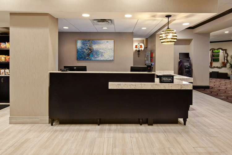 DoubleTree by Hilton Hotel New Orleans Airport