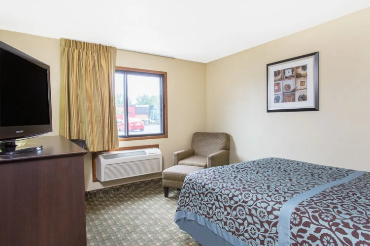 Days Inn & Suites Waterloo — фото 4