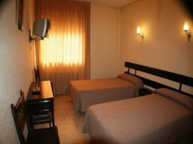 Hostal Alpino — фото 2