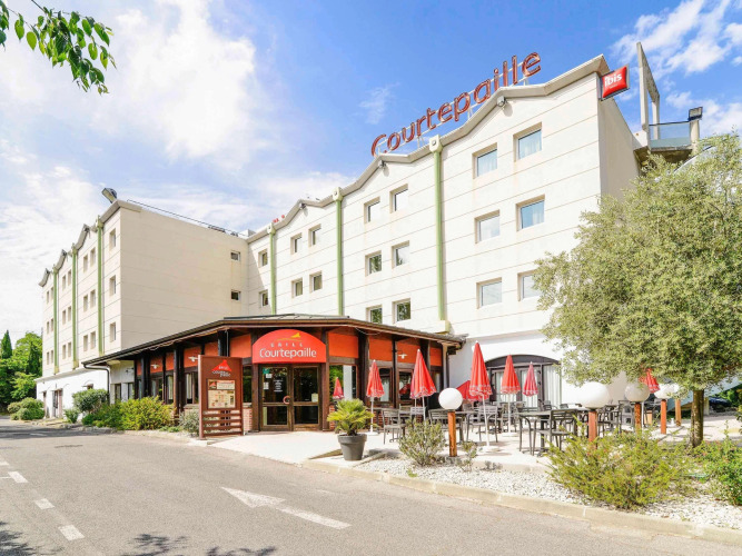 B&B HOTEL Marseille La Valentine Porte d'Aubagne
