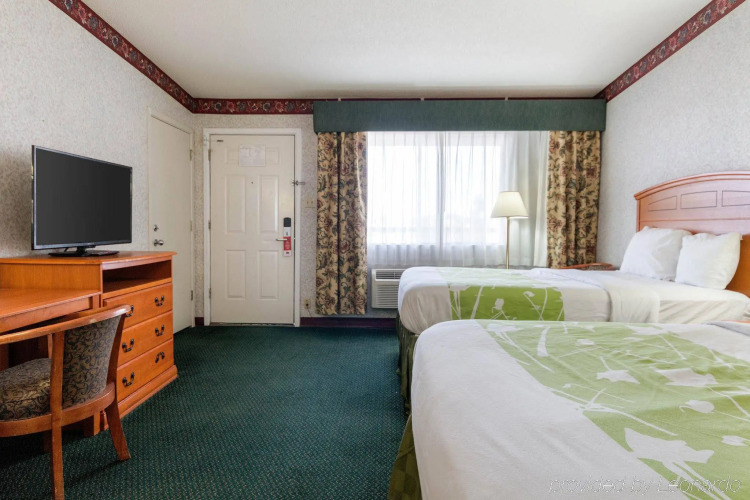 Rodeway Inn — фото 3