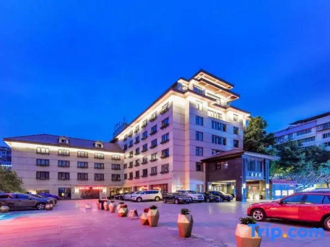 Sanxiafeng Hotel — фото 2