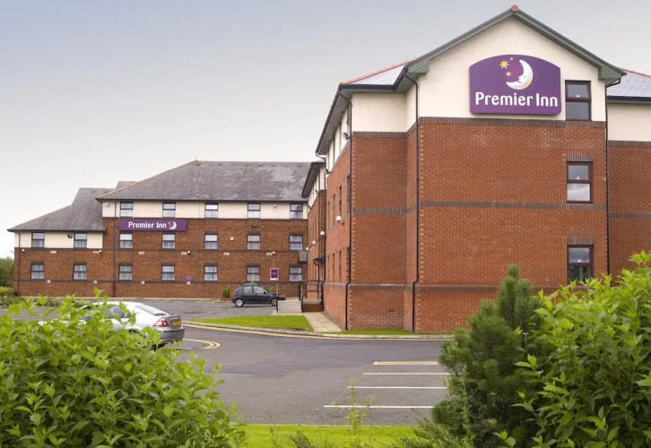 Premier Inn Livingston - M8 Jct3