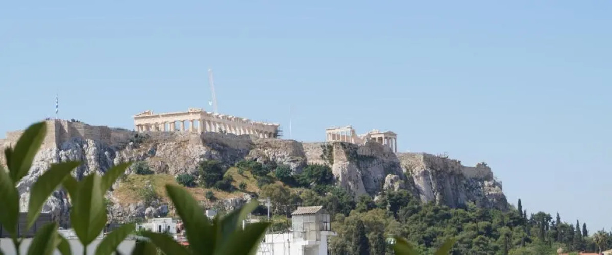 Central Acropolis View Apartment — фото 3