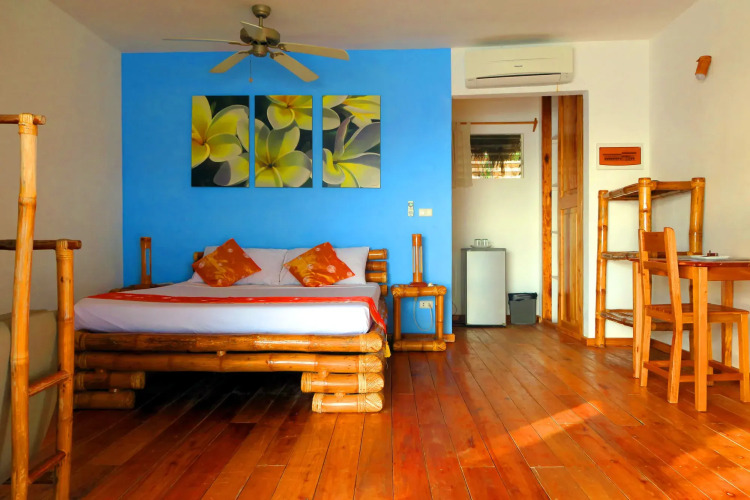 Tepanee Beach Resort — фото 5