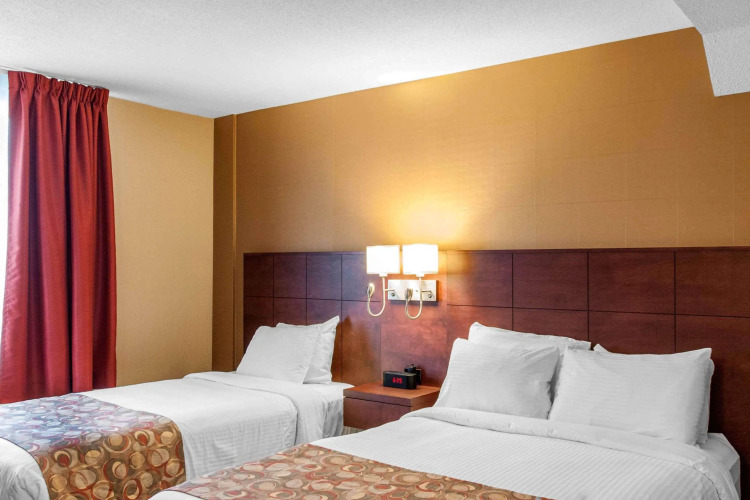 Quality Hotel & Suites — фото 4