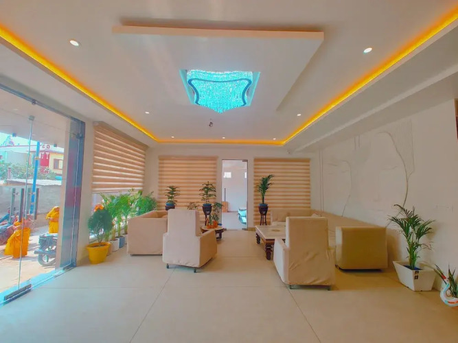 Sitaynam Hotel & Resort-Infront RAM Temp
