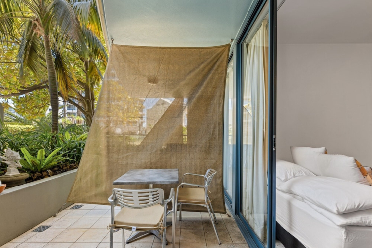 Beachside Studio With Pool and Gym Access — фото 5