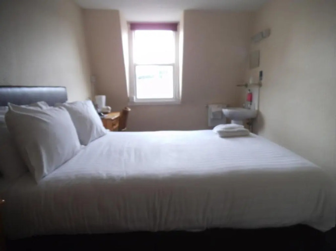 Parade Hotel Bath — фото 4