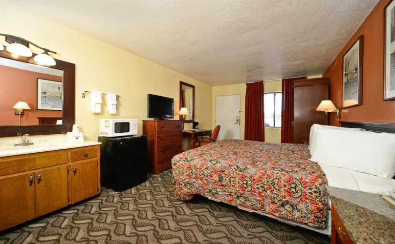 Vernals Best Value Inn — фото 4