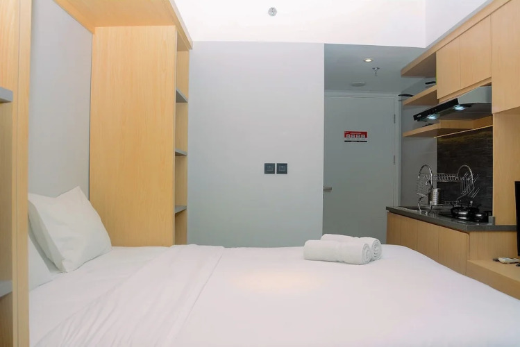 Fully Furnished Studio At Springlake Summarecon Apartment
